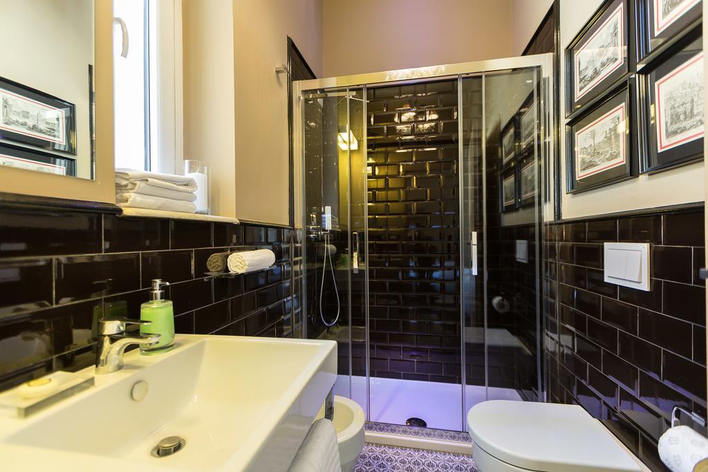 App Condotti Luxury Apartment In Рим Экстерьер фото